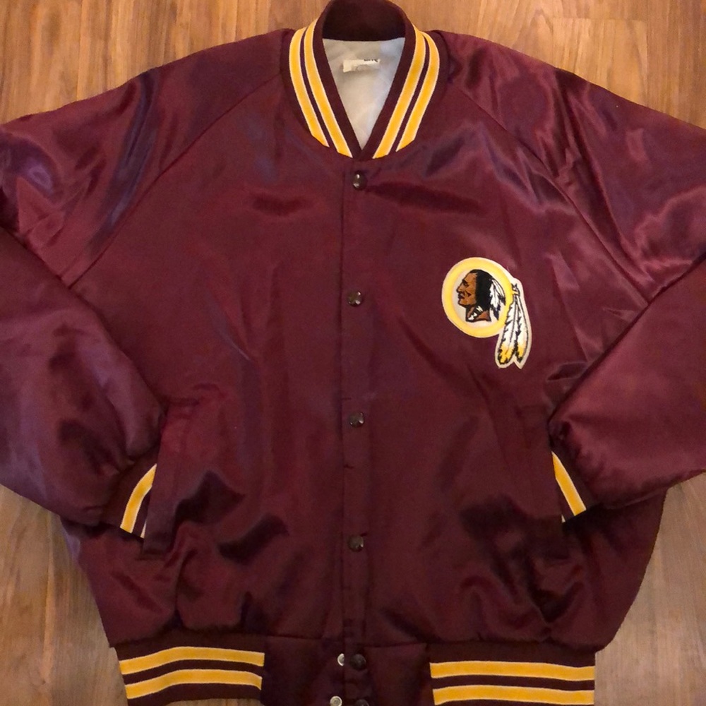STARTER REDSKINS JACKET. LARGE. MINT COMDITION